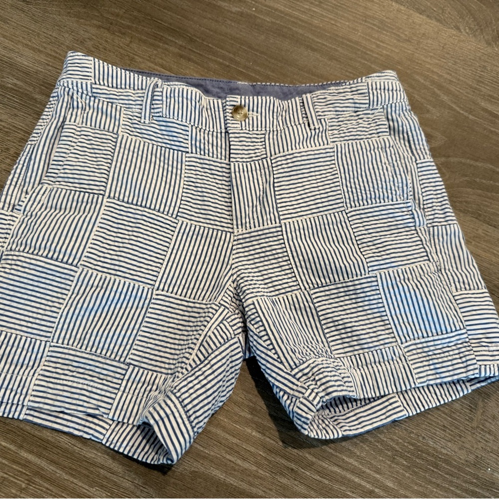 LL Bean Sz 4 Ladies Blue Striped Seersucker Classic Preppy Shorts Coastal